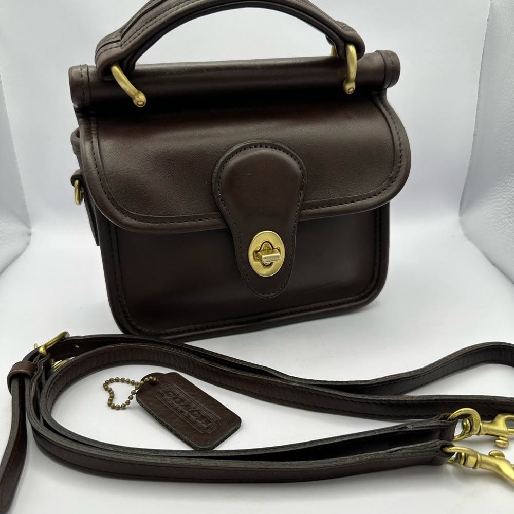 RARE!! Vintage Coach WINNIE  in Mahogany
